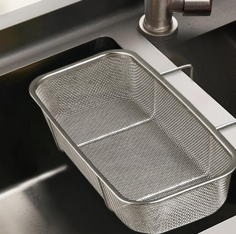 Stainless steel sink side drain basket, wall-mounted corner filter basket, kitchen leftover food scraps, fruit and vegetable washing and storage basket